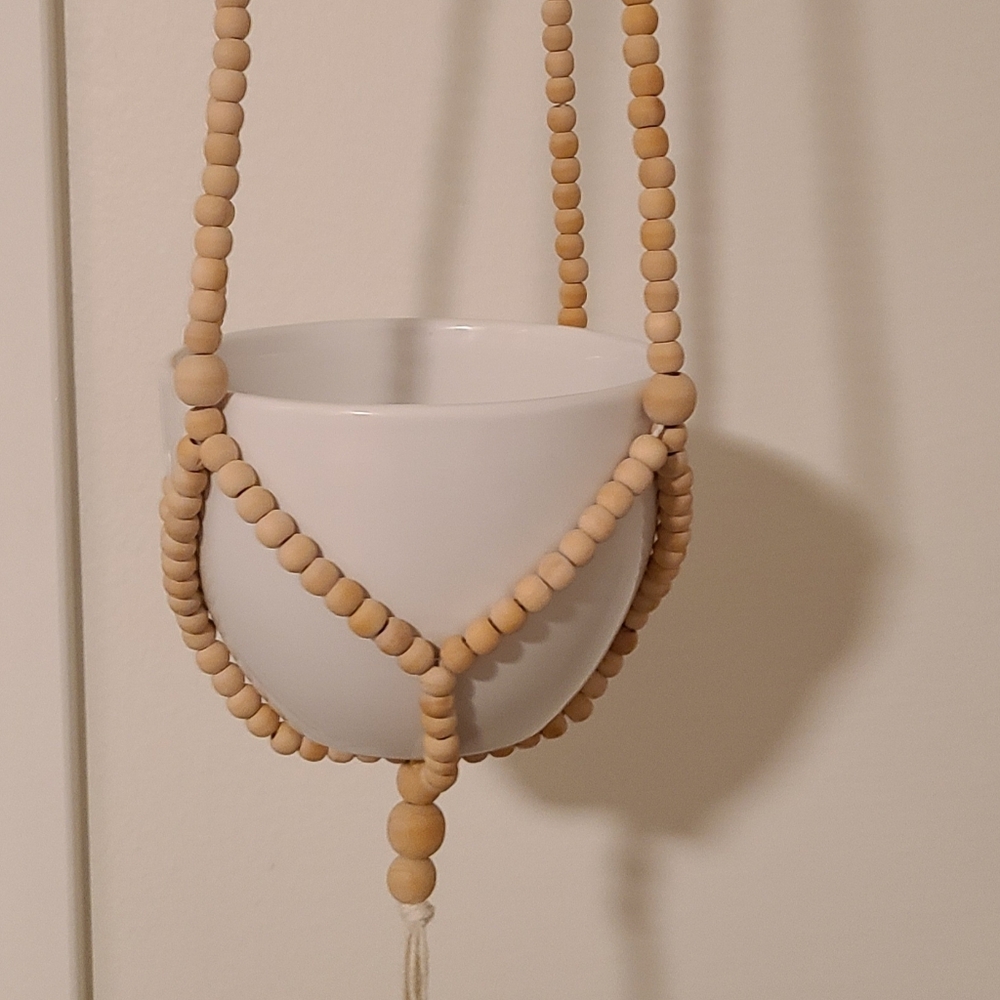 2 White Hanging Planters Beaded Rope - Picture 5 of 5